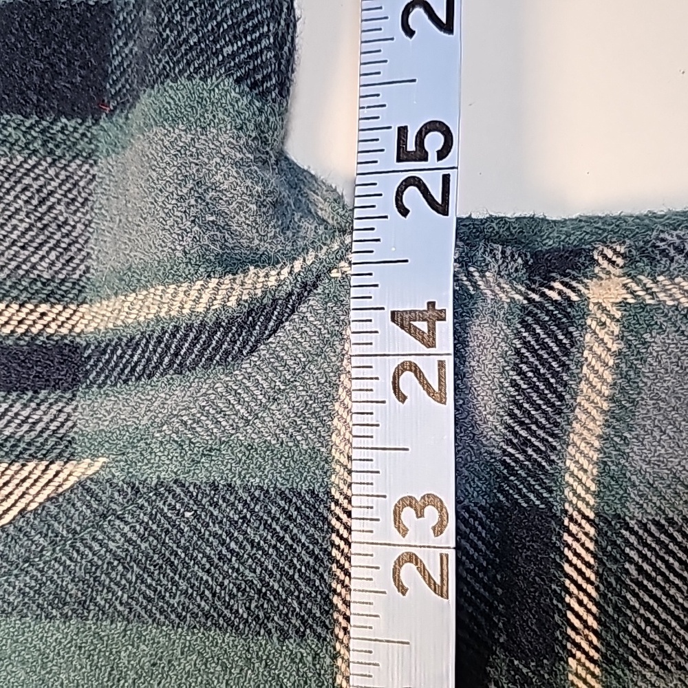 Eddie Bauer Flannel Shirt Button Down Plaid Longsleeve Pocket Boyfriend Fit L - Picture 10 of 11
